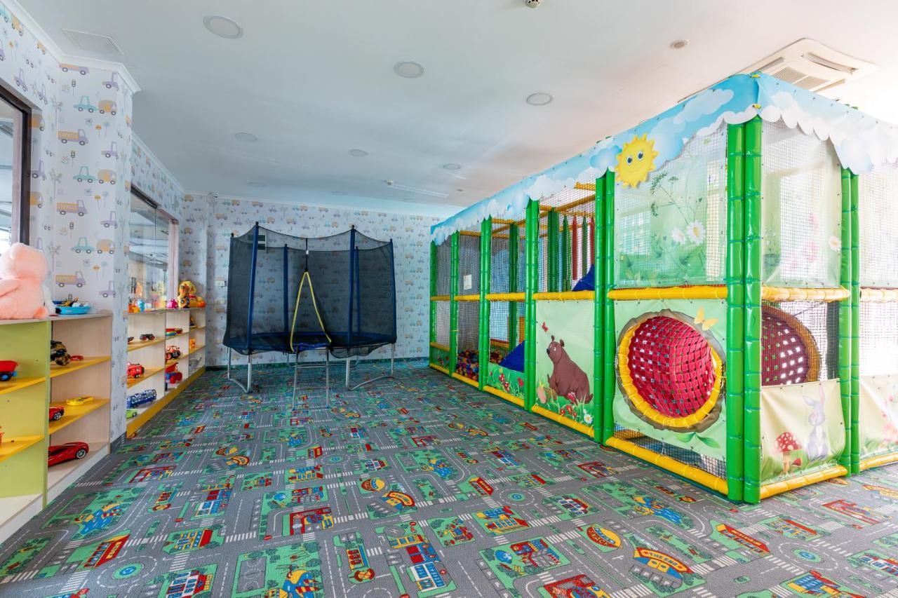 Spa Hotel Persenk Devin Exterior foto The Children's Playroom