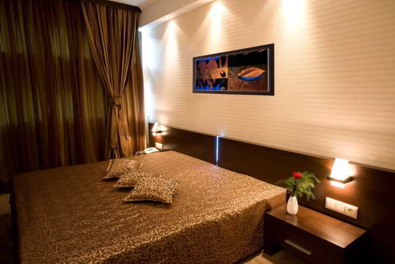 Spa Hotel Persenk Devin Exterior foto A bedroom